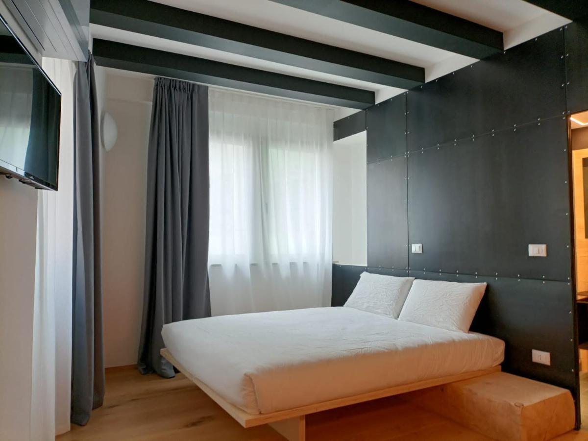 Le Meridiane Luxury Rooms In Trento Esterno foto